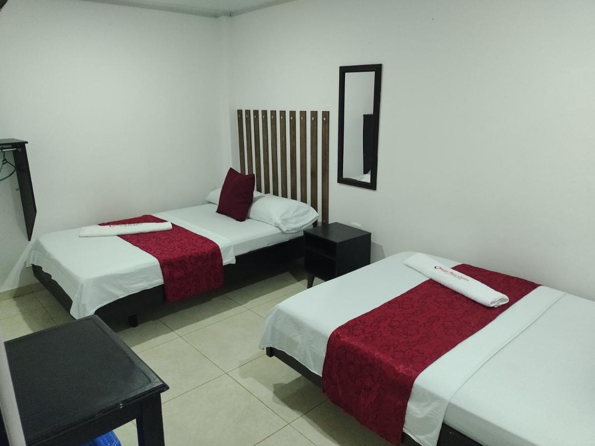 Hotel Plaza Centro Флоренсия Экстерьер фото