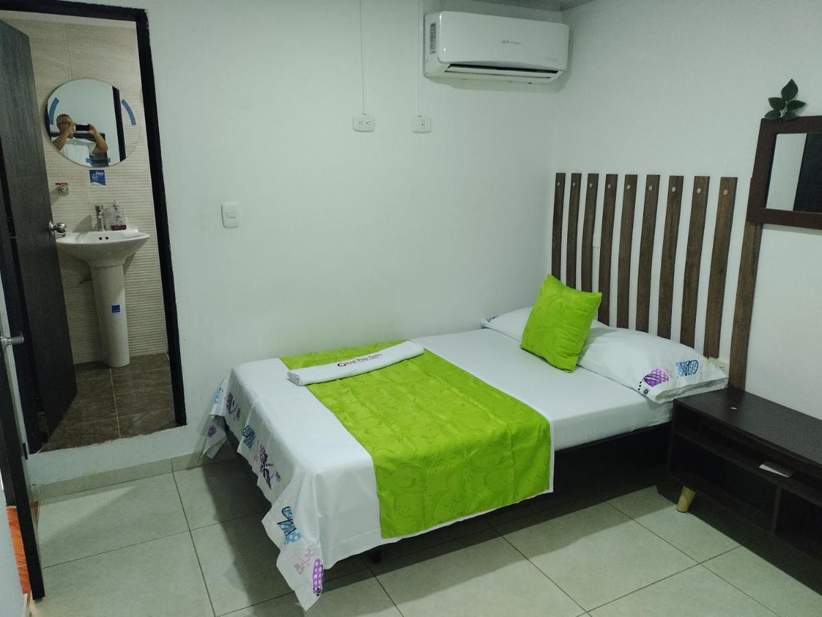 Hotel Plaza Centro Флоренсия Экстерьер фото
