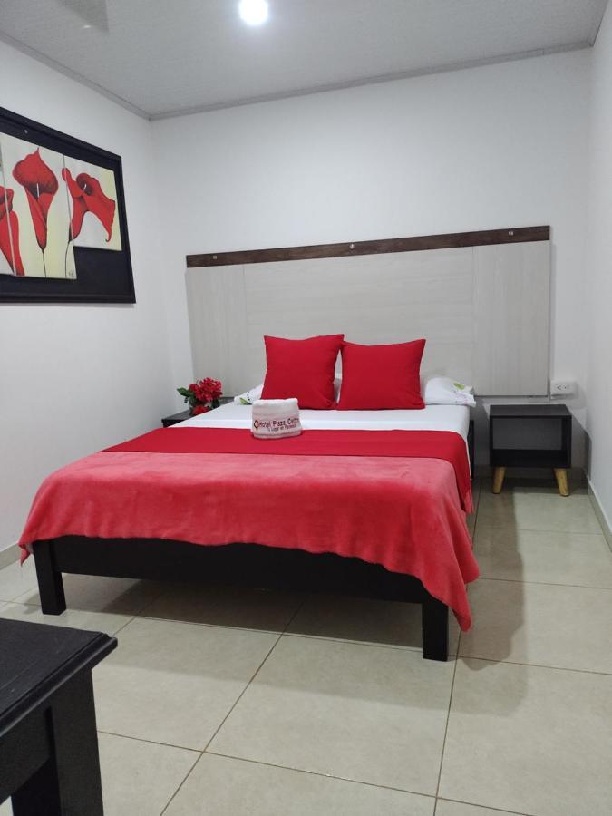 Hotel Plaza Centro Флоренсия Экстерьер фото
